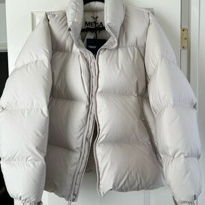 NWT Aritzia TNA Mega Puff Jacket